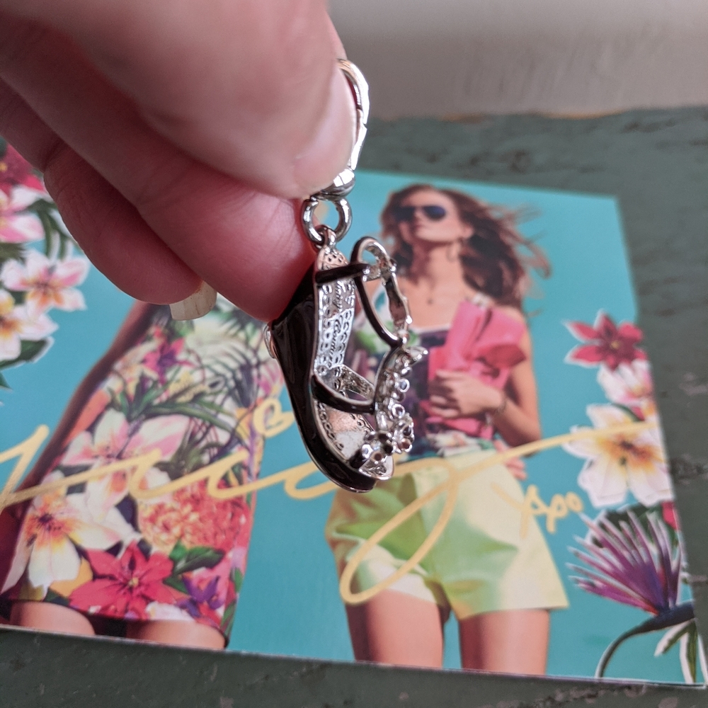 JUICY COUTURE KIERA WEDGE SHOE CHARM!